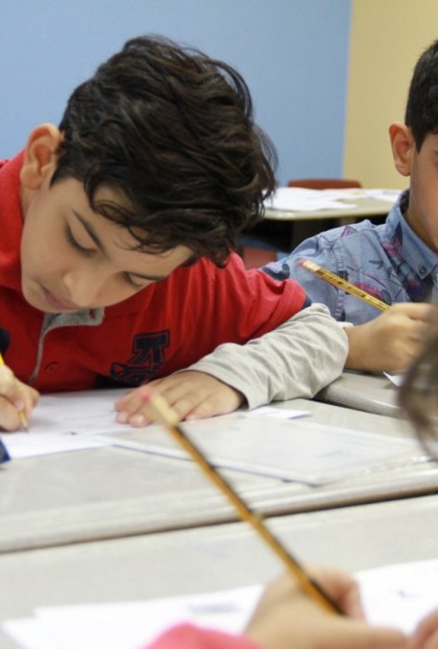 برامج متنوعة تجذب المهتمين بالتعليم المتطور 