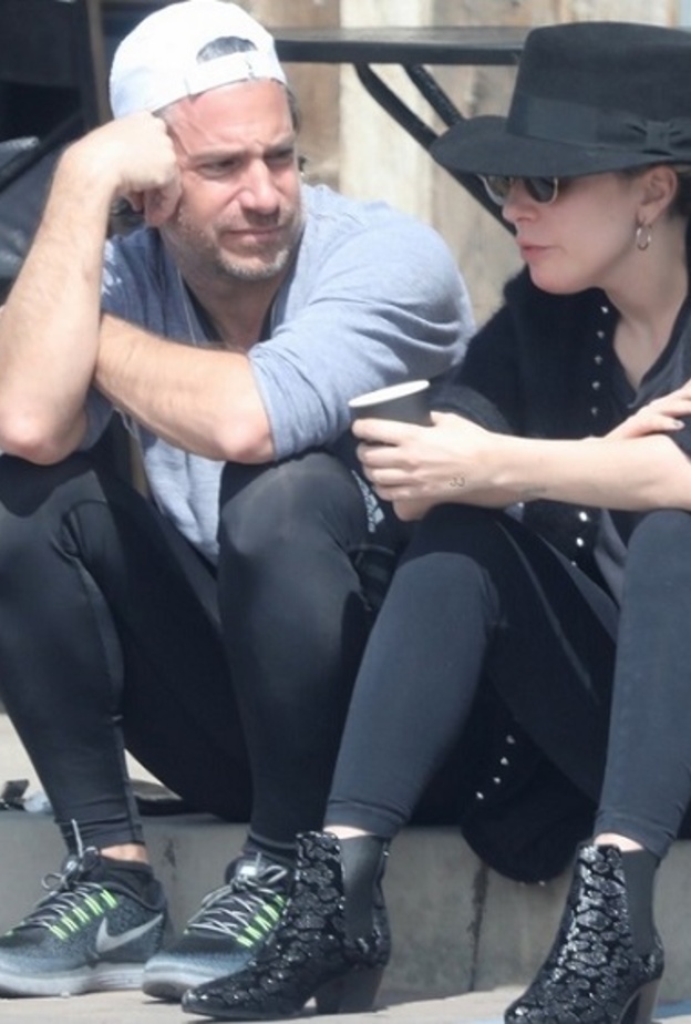 ليدي جاجا و كريستيان كارينو