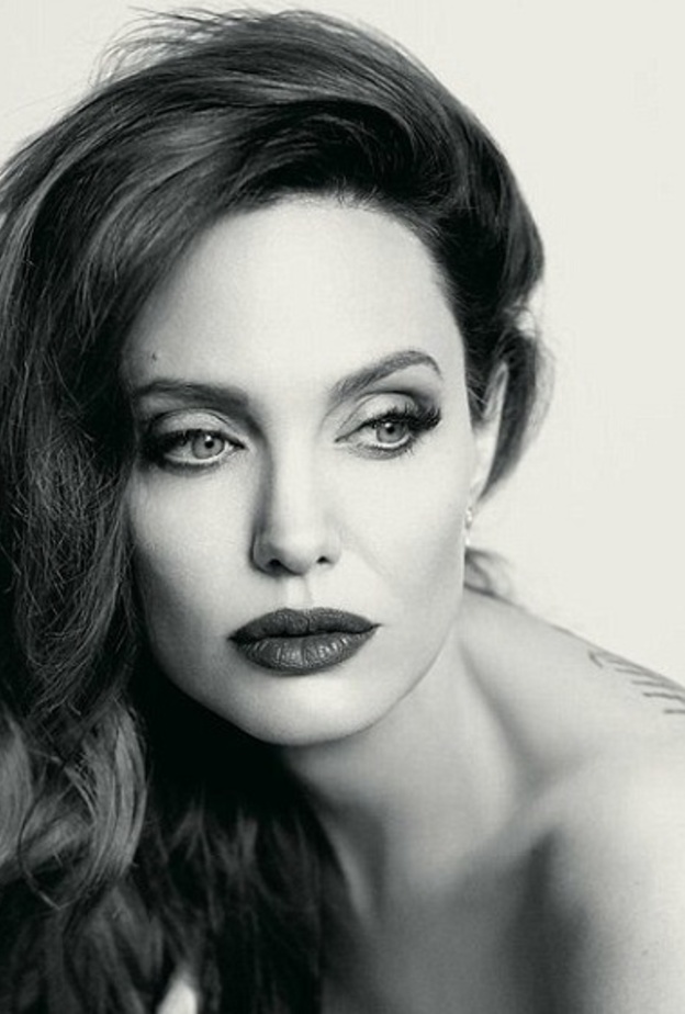 أنجلينا جولي