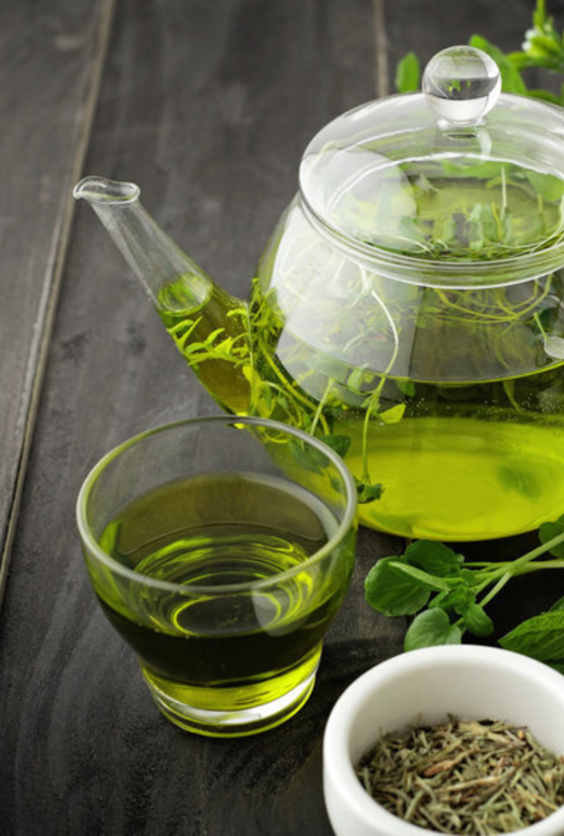 فوائد الشاي الاخضر للدورة الشهرية