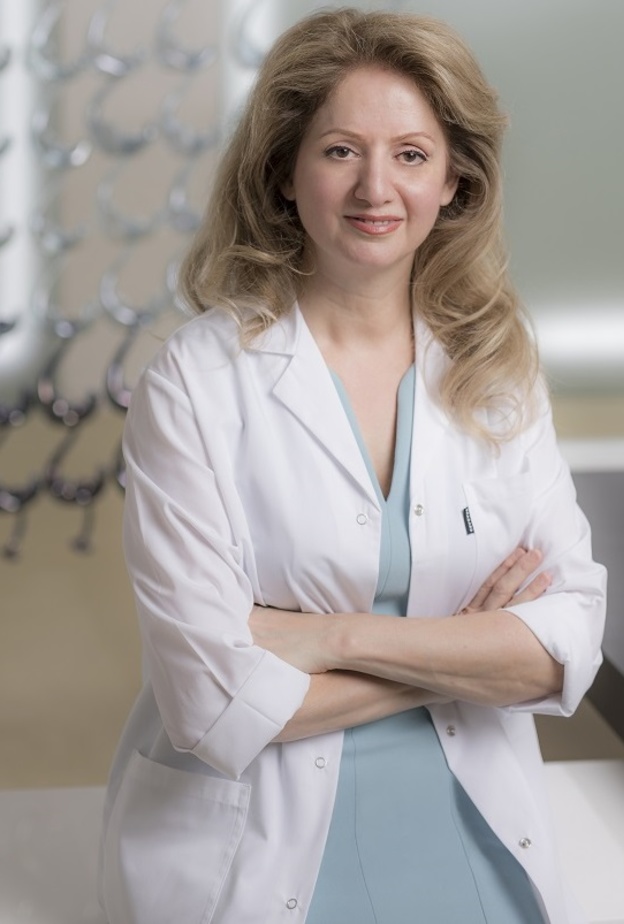 البروفيسورة Amy Meshkati 