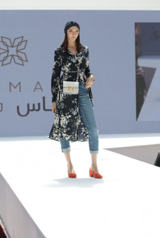 ياس مول يستهل الموسم الجديد بعروض أزياء الربيع