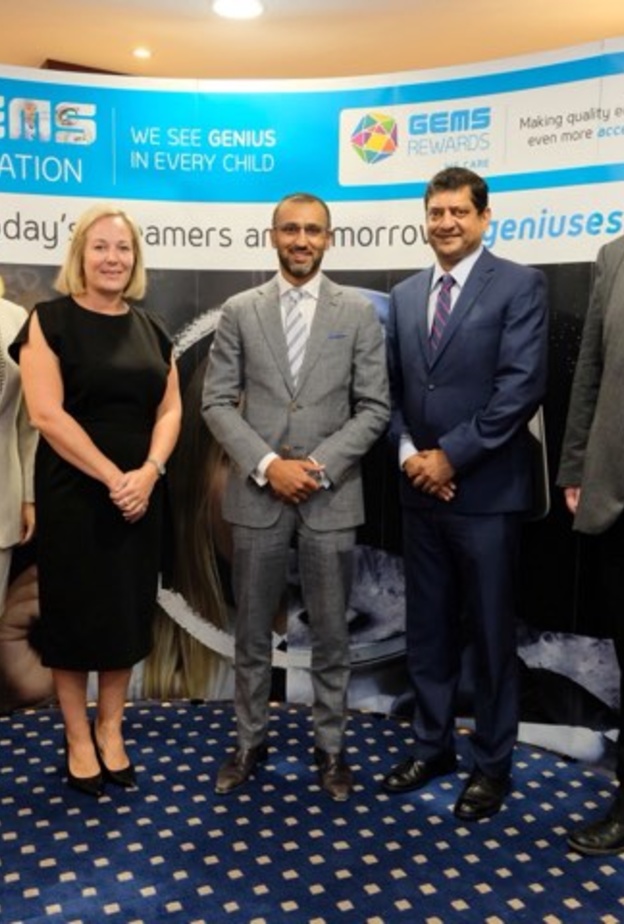 "جيمس للتعليم" تقدم منحاً جامعية تصل قيمتها لأكثر من 100 مليون درهم