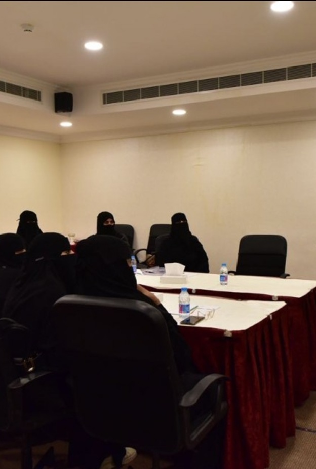 منسوبات حرس الحدود مع المدربات من الشرطة الألمانية