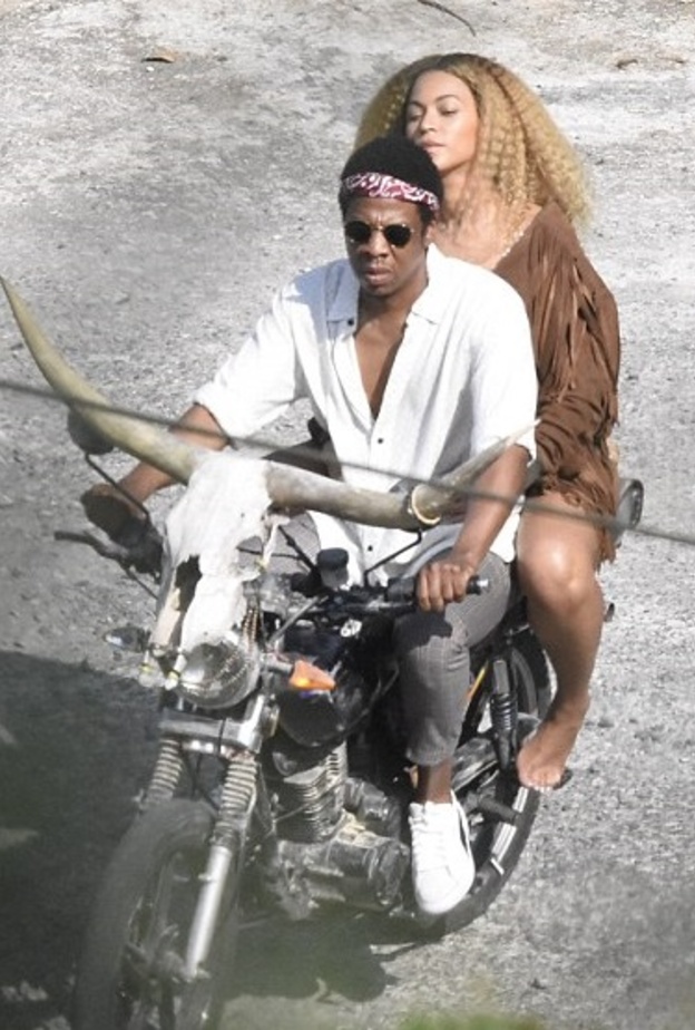 بيونسيه وجاى زي