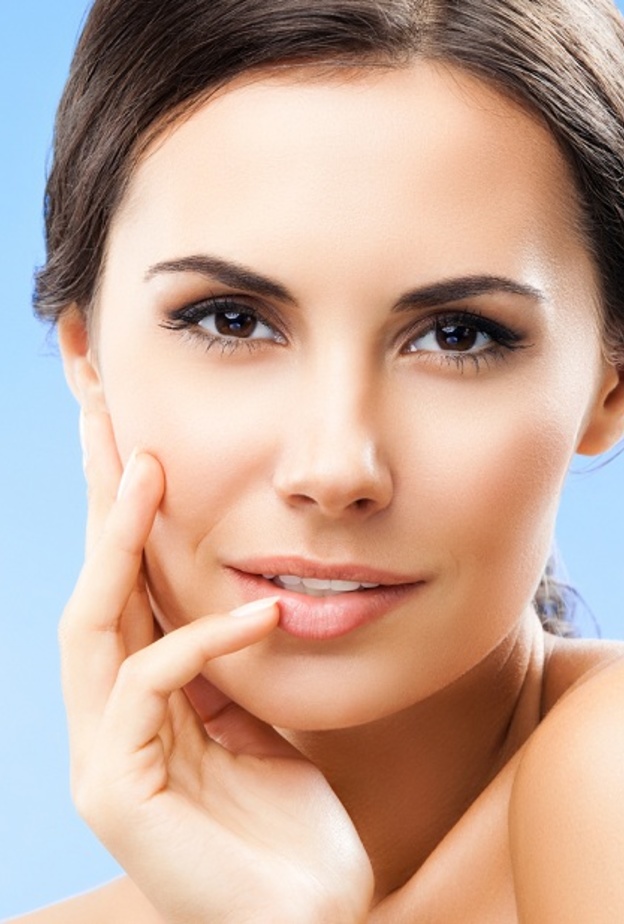 في سن الثلاثين تحتاج البشرة الى عناية مضاعفة