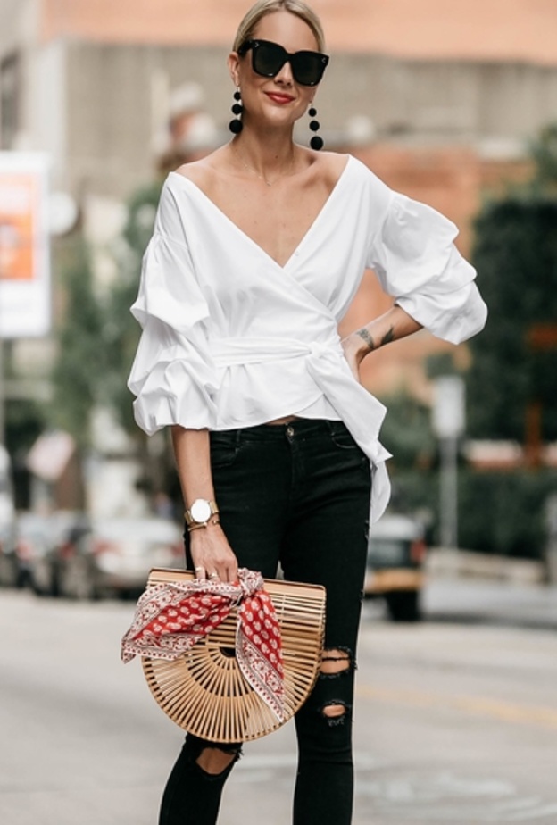 Balenciaga حقيبة عملية من القش من 