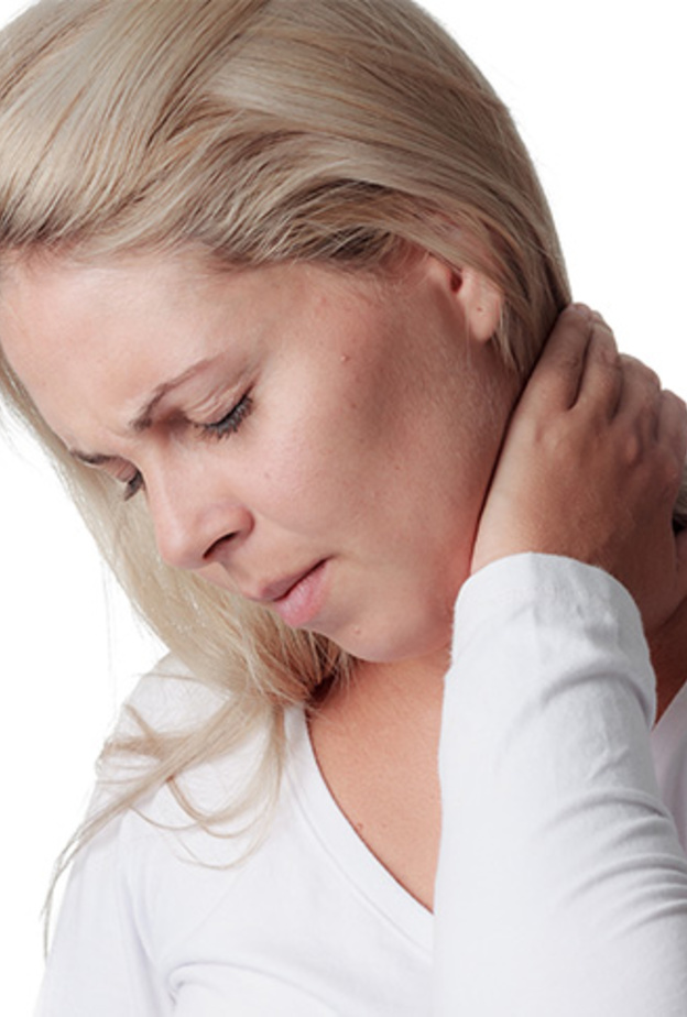 خشونة الرقبة تتسبب بالالم والصداع