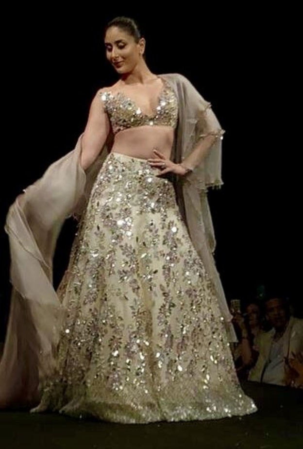 كارينا كابور تمارس الرياضة بانتظام