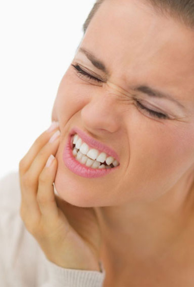  انتفاخ اللثة فوق الضرس من مضاعفات مرض السكري