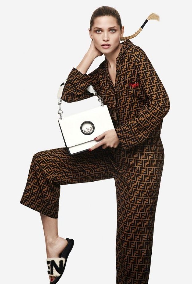 موقع NET-A-PORTER يطرح مجموعة FENDI FF CAPSULE COLLECTION مسبقاً حول العالم