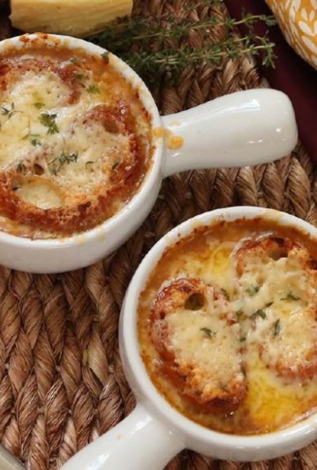 مكونات تحضير شوربة البصل للتخسيس سلاح ذو حدين فانتبهي لذلك