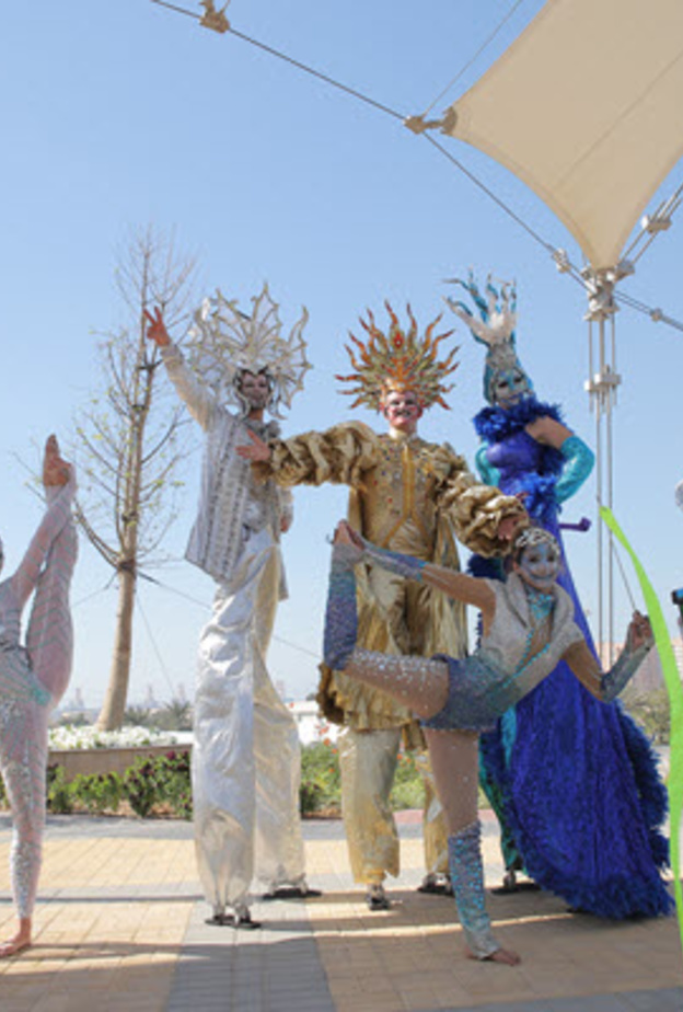 برانش نادي جبل علي الترفيهي بلمسات السيرك الممتعة