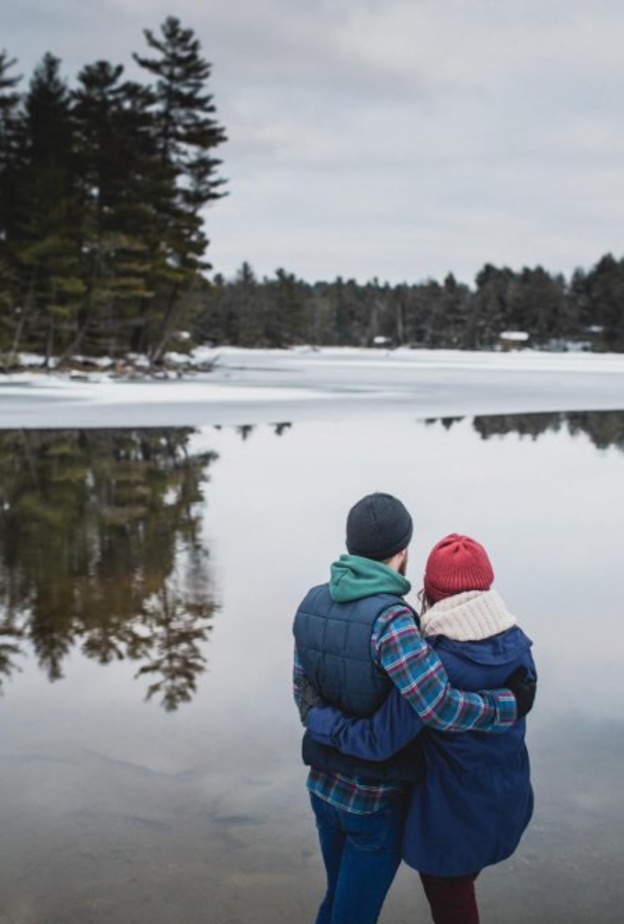مدينة اونتاريو كندا تجذب العرسان اليها في كل المواسم.