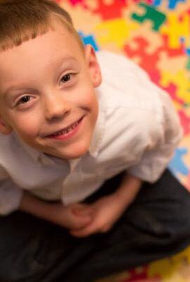 اسباب اصابة الطفل بالتوحد