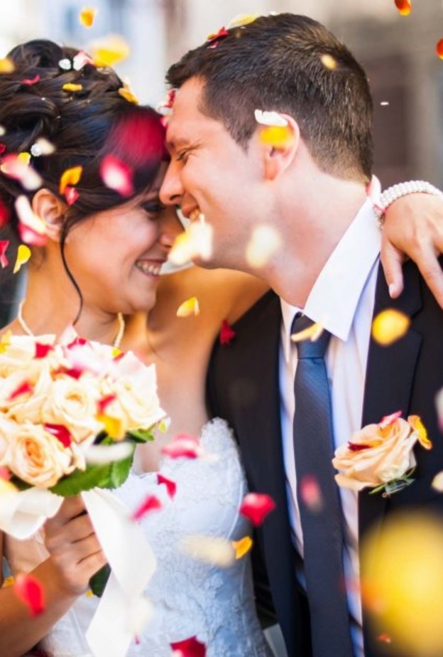  تجربة الشعر والمكياج ضروري قبل يوم العرس