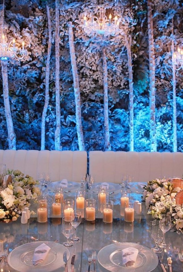 كوش افراح مزينة بالورود من تنفيذ Ghadeer Ashoor