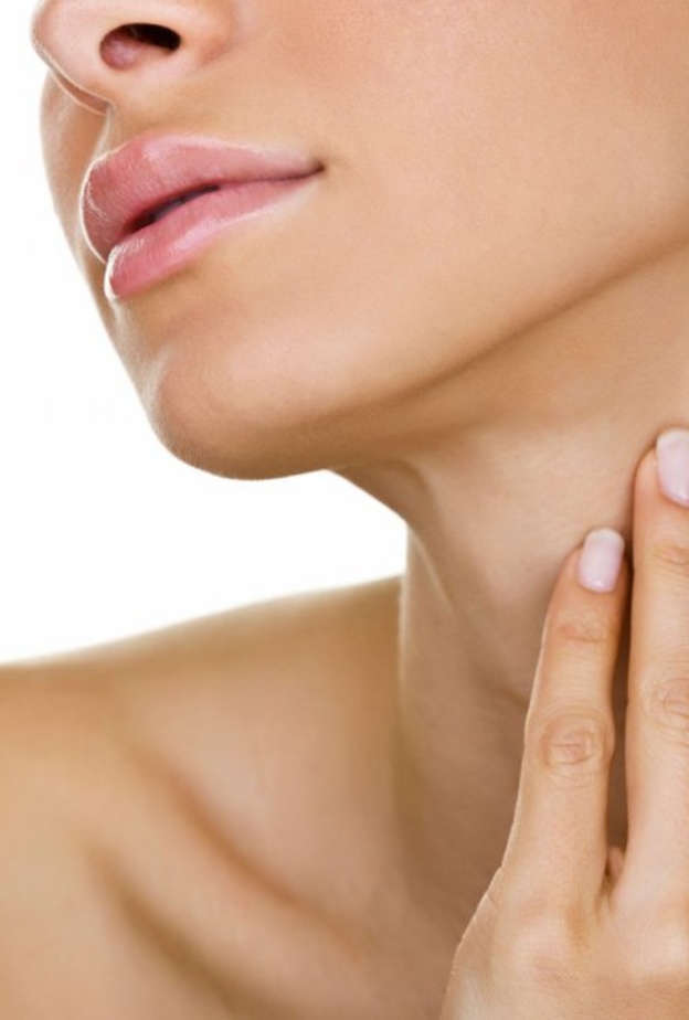 اضرار عملية استئصال الغدة الدرقية