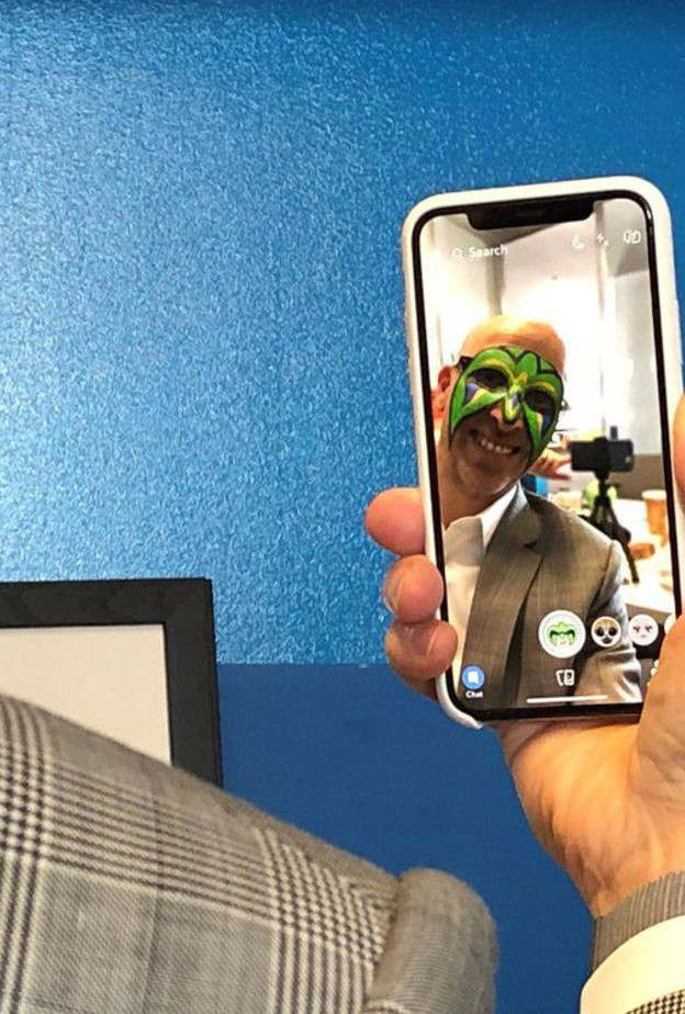 سنابشات تطلق فلاتر حصرية لهاتف آيفون إكس