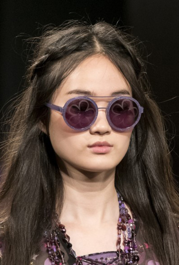 نظارات شمسية نسائية بالعدسات الدائرية بأسلوب ميو ميو Miu Miu