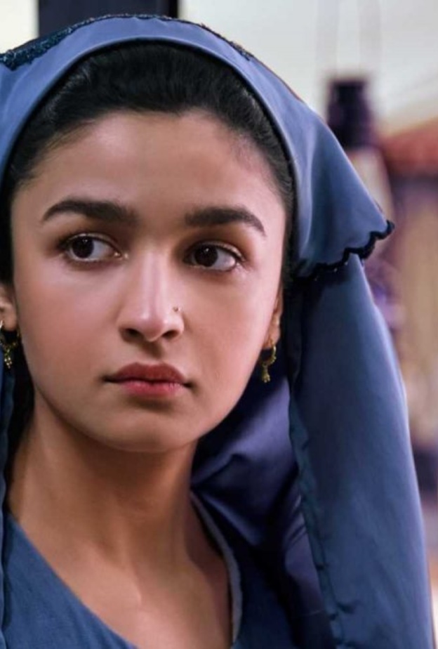 قصة فيلم عليا بهات الجديد