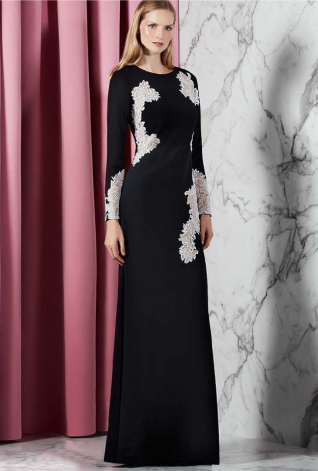 فساتين محجبات مطرزة