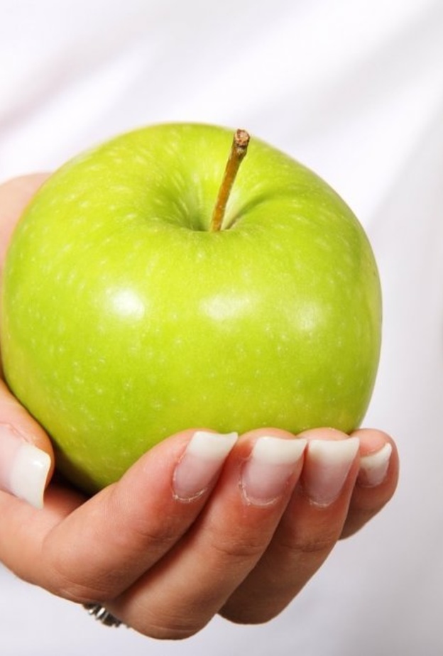 عدد السعرات الحرارية في التفاح