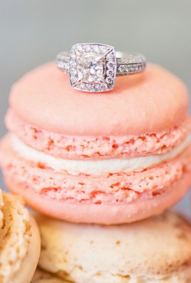 زينّي الماكرون باجمل العبارات و الكلمات التي ترغبين بها