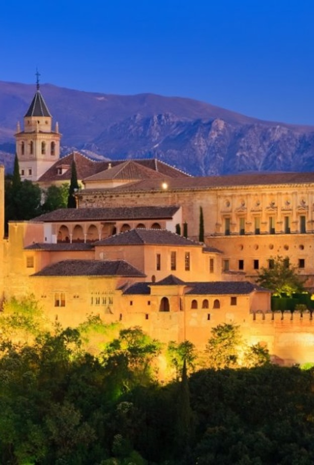 قلعة شقوبية في اسبانيا