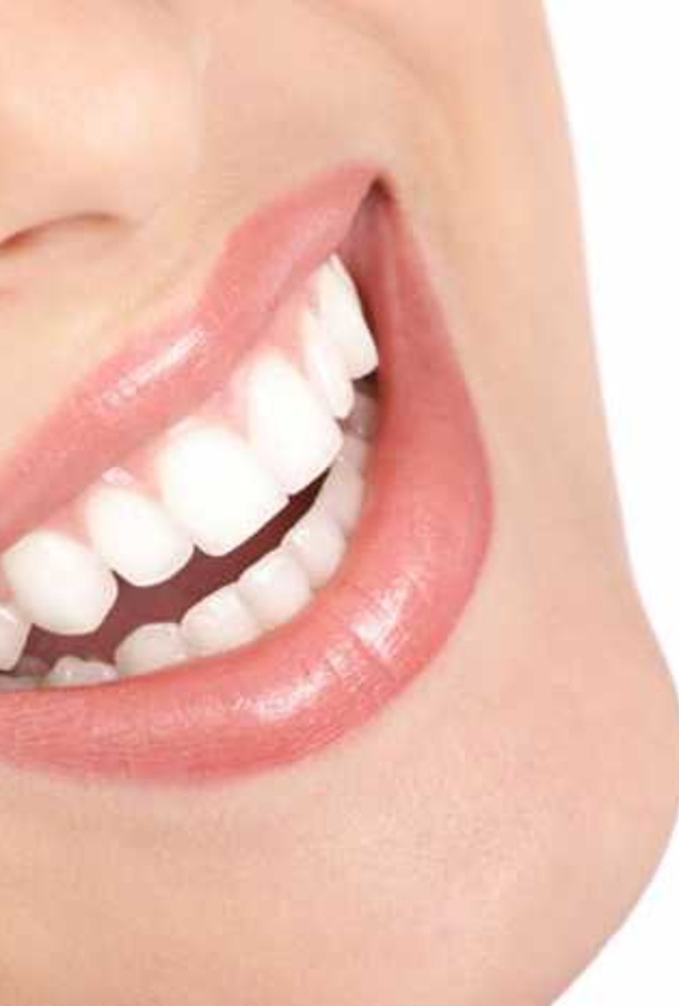 الليزر يحسن شكل الابتسامة.