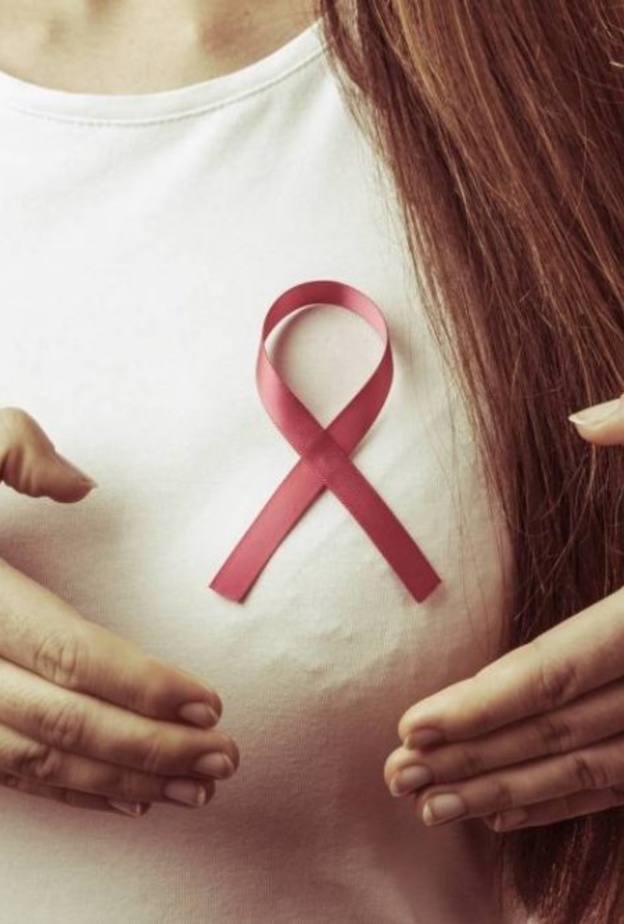 سرطان الثدي هو المسبب الرئيسي لعمليات الاستئصال.