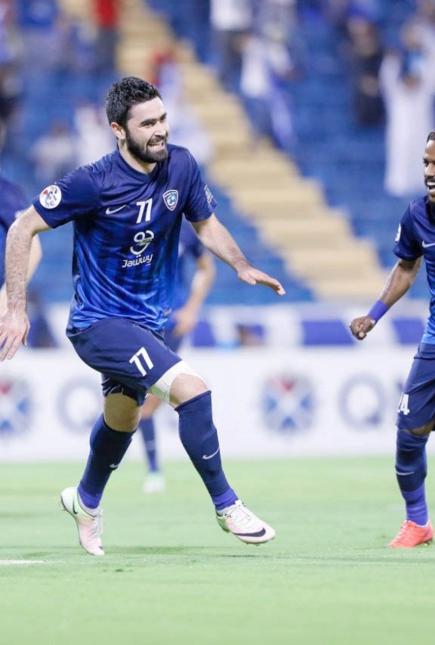 الهلال يسعى لحفظ ماء وجهه أمام الإستقلال