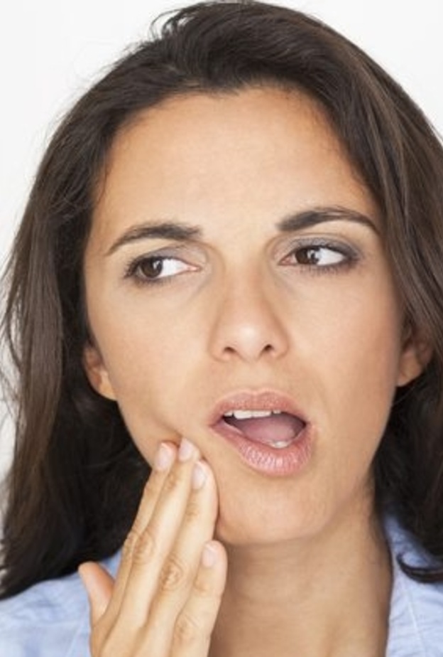 استمرار الألم بعد خلع الضرس دليل على الالتهاب)