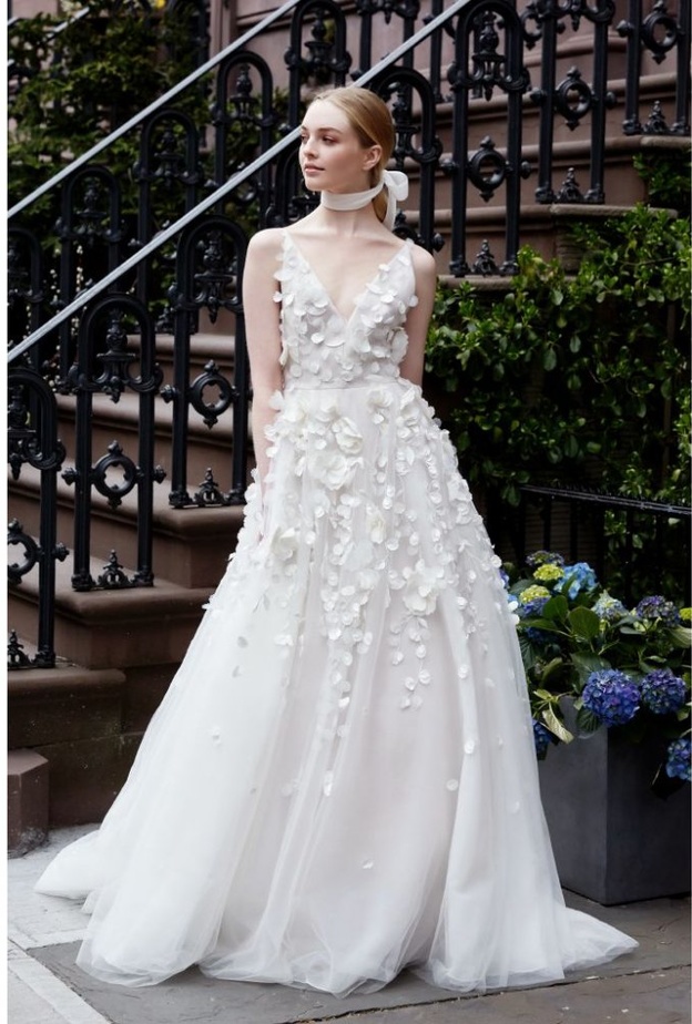 فستان من ليلا روز