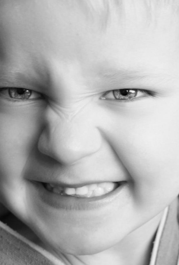 تختلف طرق علاج الاضطرابات السلوكية باختلاف السن والعمر والجنس للطفل المصاب بها