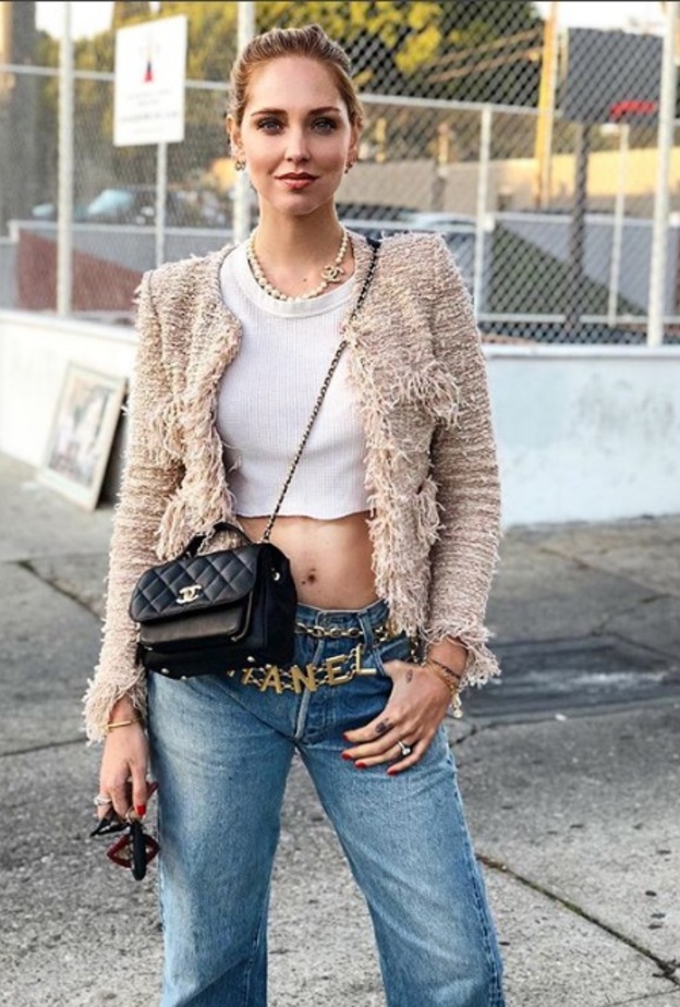 كيارا فيراجني وزوجها بعد حوالى الشهر على ولادتها