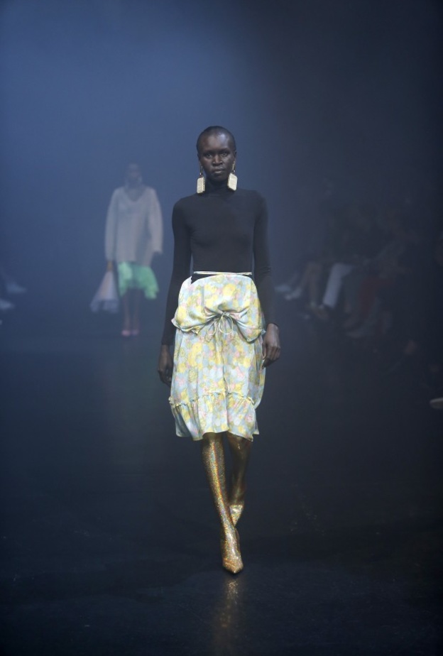 من التّنانير القصيرة التي لفتت نظرنا من فيليب ليم