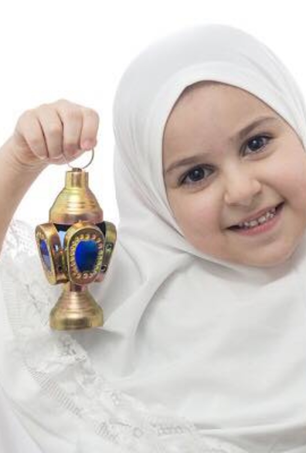 اهمية مشاركة الطفل في استعدادات لشهر رمضان
