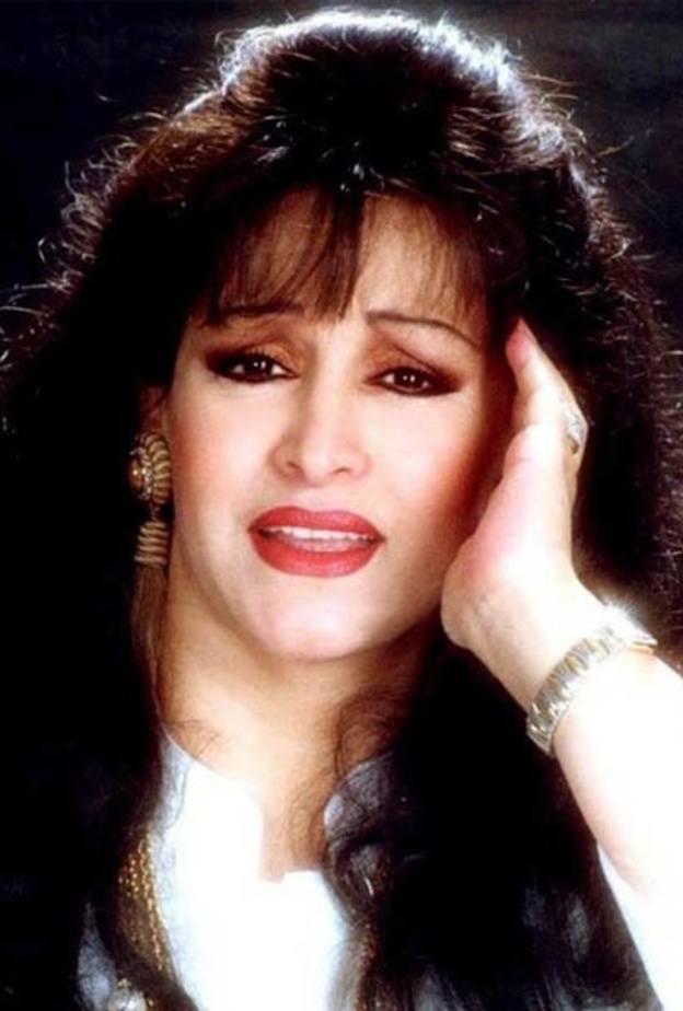 نجوم الابيض والاسود مع نجوم اليوم يظهرون بنفس الفيديو