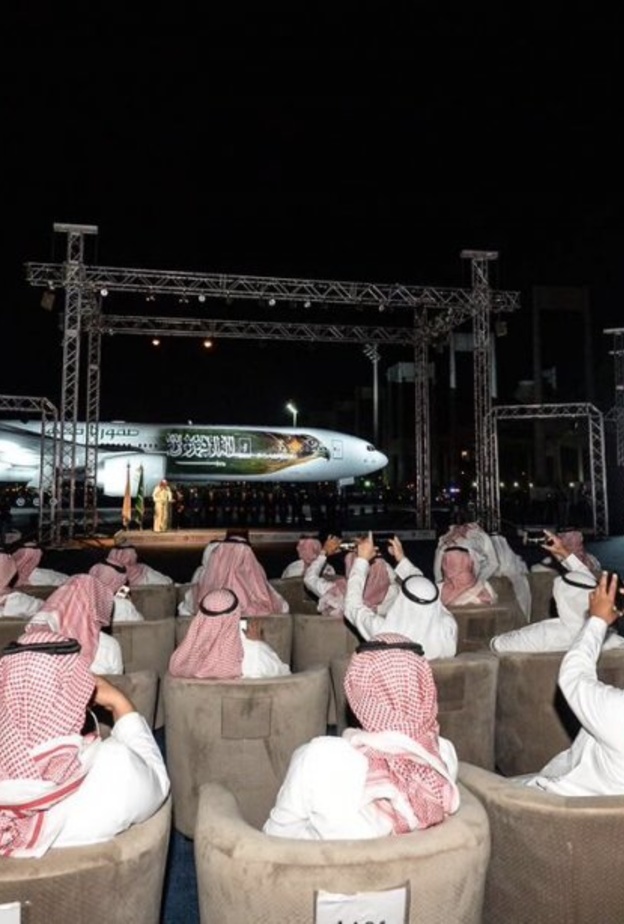 تدشين طائرة المنتخب السعودي إلى كأس العالم