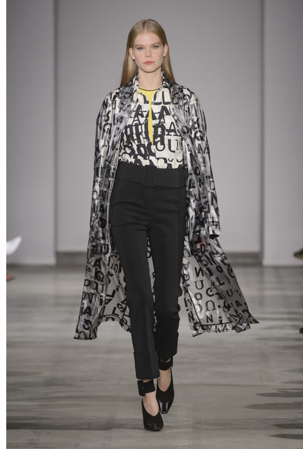 من بول اند جو إطلالة بلون الزّهري الباستيل إلى العمل