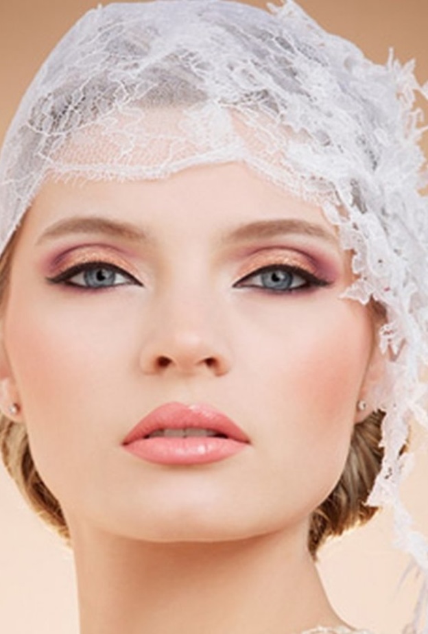 تطبيق بروفة الماكياج