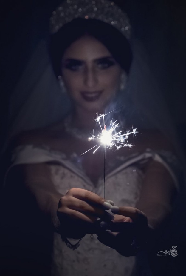 صورة عروس بكاميرا المصوره حنين المغربي
