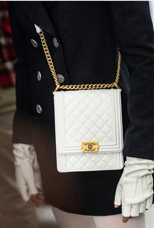 حقيبة معصم الكف مع قفل وردة كاميليا