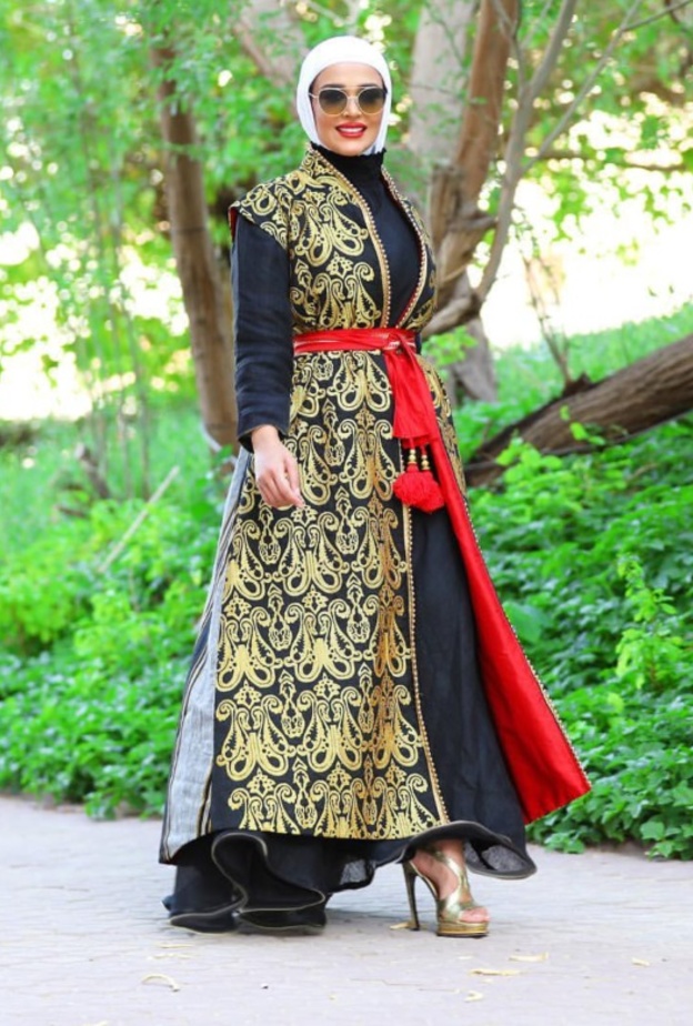 طرق تنظيم الاحزمة مع العبايات