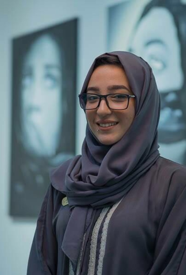 مقابلة مع الفنانة التشكيلية منار غزاوي