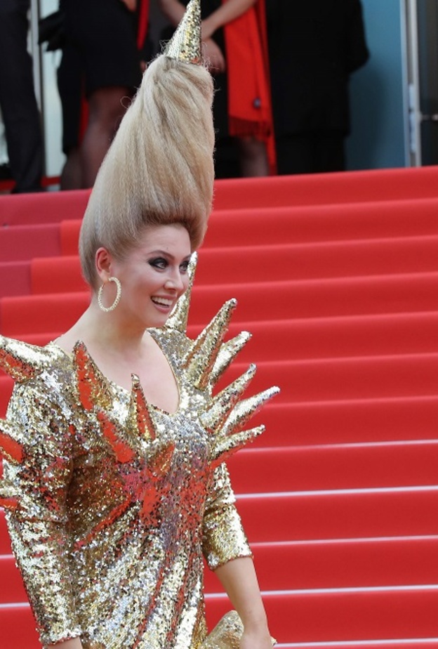 إلينا لينينا