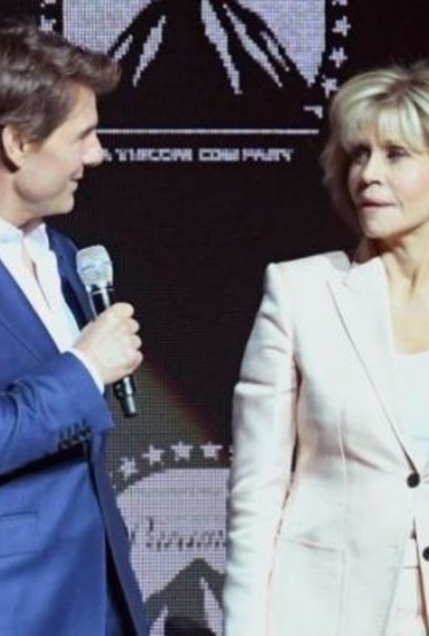  كريس جينر تعطي دورا أكبر في إدارة أعمال عائلة كارداشيان لابنتها الكبرى كورتني كارداشيان