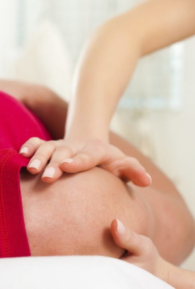  التدليك يعالج الشد العضلي.