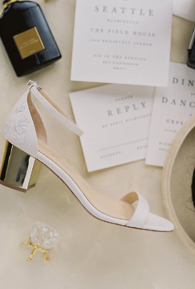 resized_Pura Lopez حذاء من تصميم